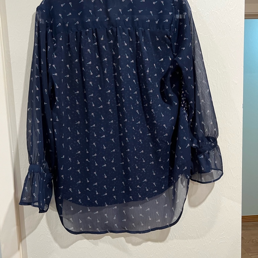 Lucky Brand Navy Patterned Blouse with Sheer Sleeves - Picture 3 of 4